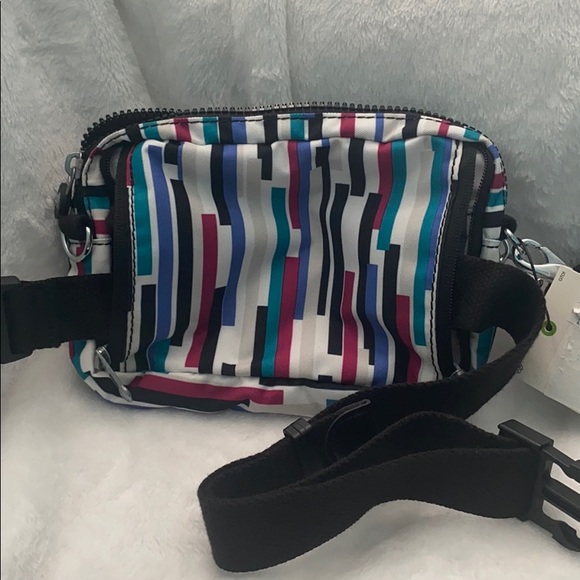 💗Kipling Abanu Convertible Crossbody/Waist Pack - Picture 5 of 9